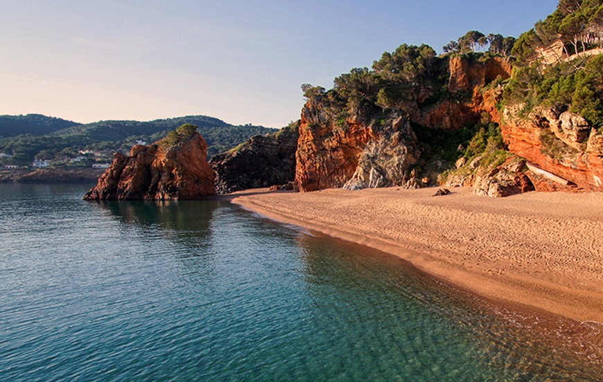 La plage de Roja