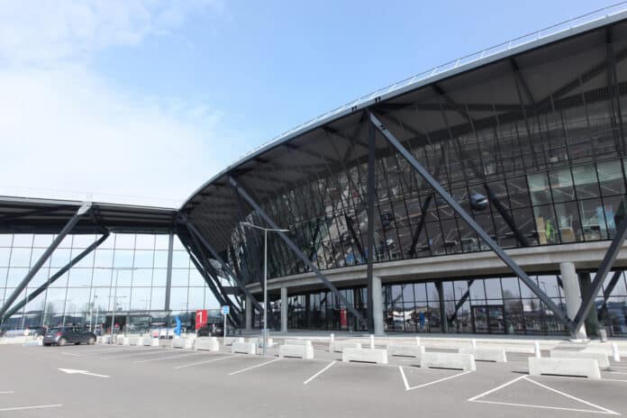 Rejoindre l’aéroport Saint-Exupéry depuis le centre-ville de Lyon