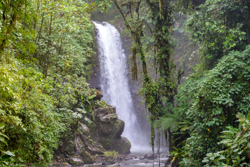 Cascade au Costa Rica