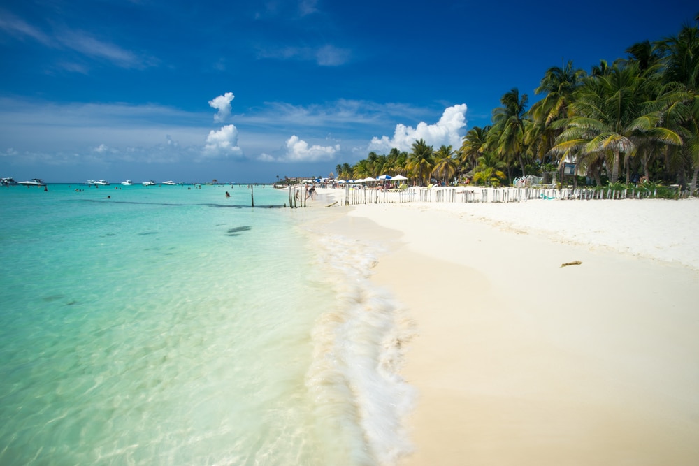 Une plage idyllique sur Isla Mujeres, Cancun, Mexique